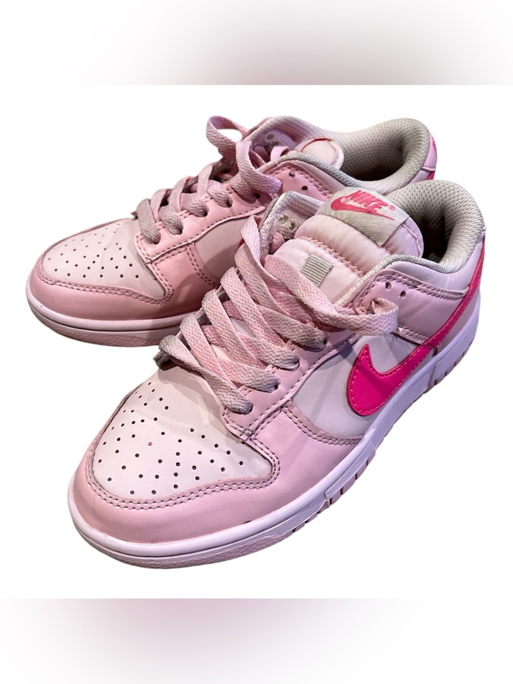 Nike Dunk Low GS "Triple Pink" (Barbie Dunks) Size 5.5Y Women’s 7